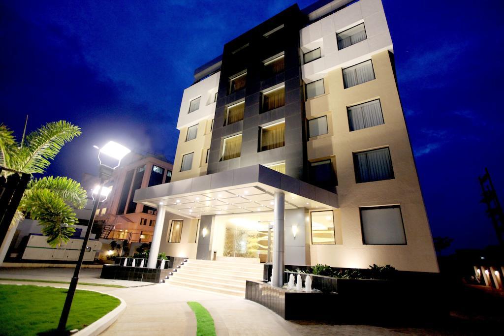 Vinstar Serviced Apartments Hinjawadi Exterior foto